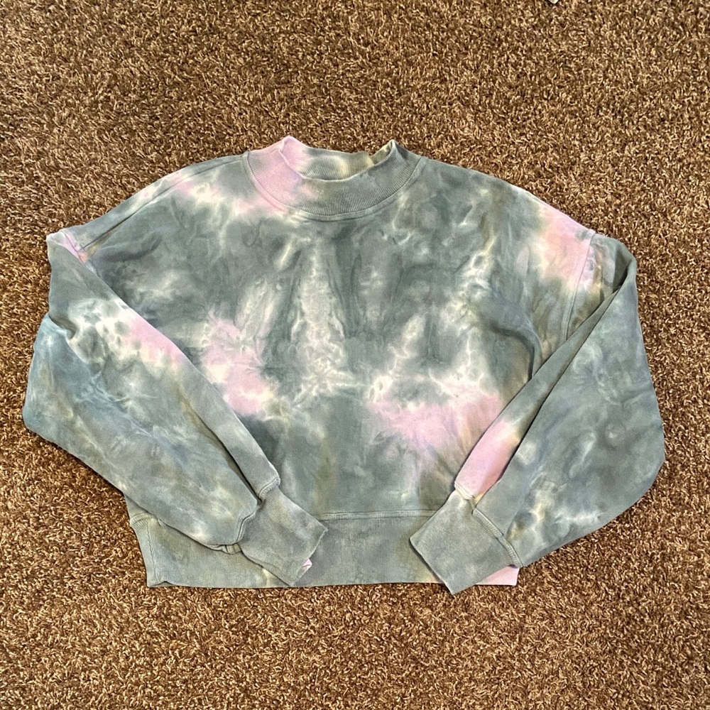 Lush Tie-Dye Cropped Sweatshirt - Green and Pink